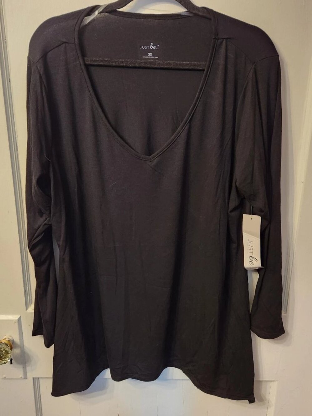Just Be Ladies shark bite front black color long sleeve Top 1X